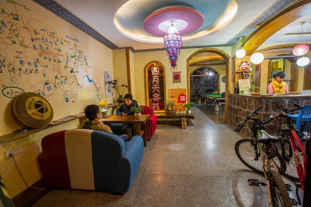 Zhangjiajie April Hostel Kültér fotó