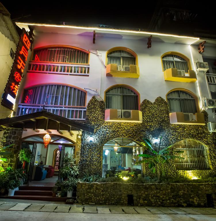 Zhangjiajie April Hostel Kültér fotó
