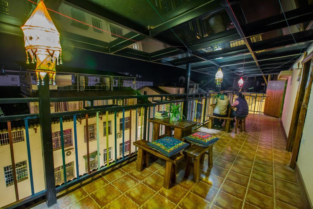 Zhangjiajie April Hostel Kültér fotó