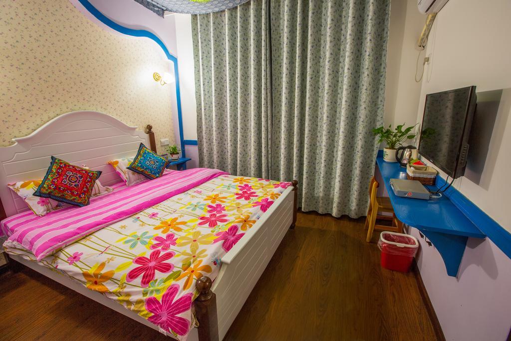 Zhangjiajie April Hostel Szoba fotó