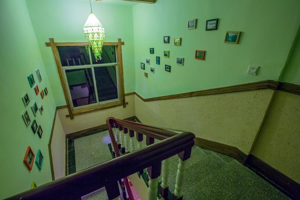 Zhangjiajie April Hostel Kültér fotó